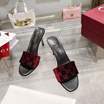 Kitlife Gucci Women's Bombshell Slide Sandal Burgundy GG Velvet