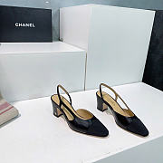 Kitlife Chanel Black Calfskin Cap Toe CC Slingback Pumps 65mm - 1