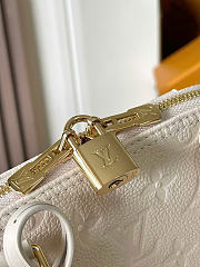 Kitlife Louis Vuitton Alma BB Bag White Monogram Empreinte M2A086 23.5x17.5x11.5cm   - 5