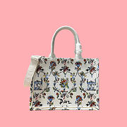 Kitlife Dior Medium Book Tote with Strap Multicolor Dior Arabesque Embroidery 36x27.5x16.5cm - 1
