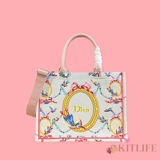 Kitlife Dior Qixi Medium Book Tote with Strap Multicolor Dior Colibri Embroidery and Dior Médaillon 36x27.5x16.5cm - 1