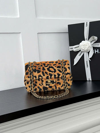 Kitlife Chanel Small Flap Bag Orange & Black Sequins, Mixed fibers & Gold-tone Metal AS4561 14x21x8cm