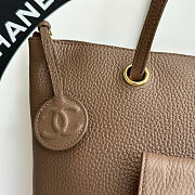 Kitlife Chanel Clair CC Front Pocket Chain Tote Bag Taupe 22x35x11cm - 3