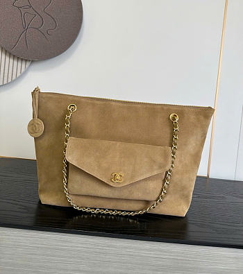 Kitlife Chanel Clair CC Front Pocket Chain Tote Bag Beige Suede 22x35x11cm 