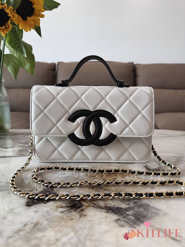 Kitlife Chanel Flap Top-Handle Bag White Grained Leather AP6644 24x16x5cm  - 1