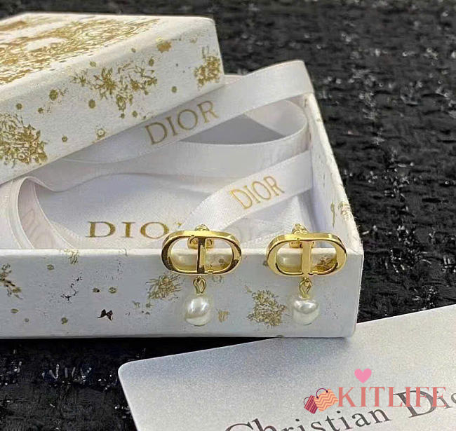 Kitlife Dior Petit CD Earrings Gold-Finish Metal and White Resin Pearls  - 1