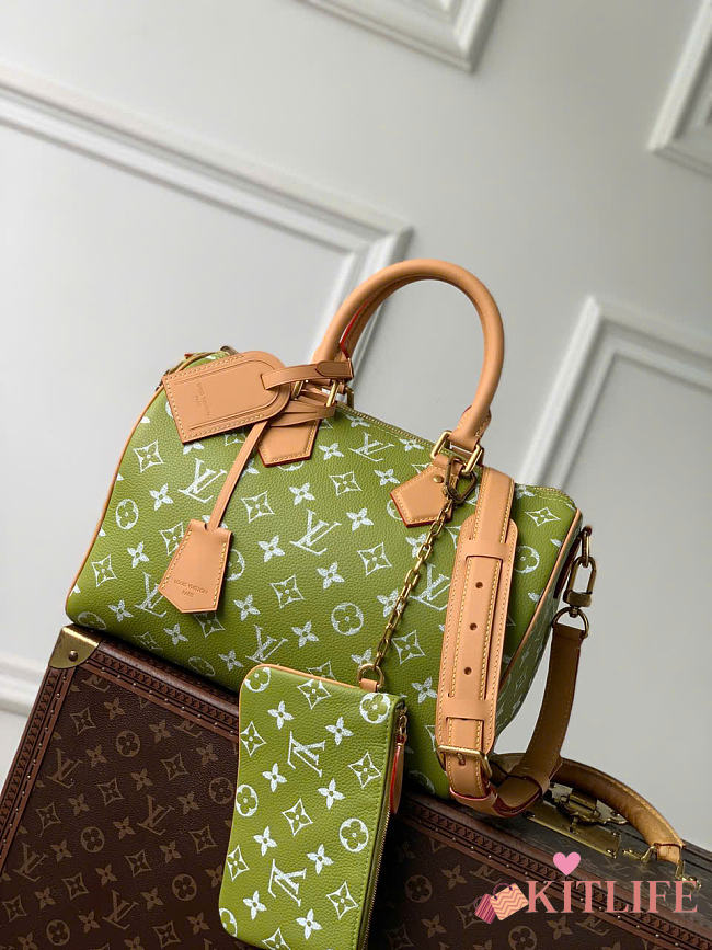Kitlife Louis Vuitton Speedy P9 Bandoulière 25 Reversible Bag Green & White M2A408 32x22.5x18cm  - 1