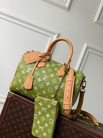 Kitlife Louis Vuitton Speedy P9 Bandoulière 25 Reversible Bag Green & White M2A408 32x22.5x18cm 