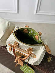 Kitlife Louis Vuitton Speedy P9 Bandoulière 25 Reversible Bag Green & White M2A408 32x22.5x18cm  - 3