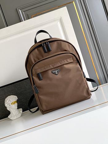 Kitlife Prada Re-Nylon and Saffiano Leather Backpack Brown 2VZ048 31x43.5x20cm