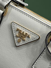 Kitlife Prada Galleria Mini Shaded Leather Top-Handle Bag White 1BA916 21x12.5x8.5cm  - 6