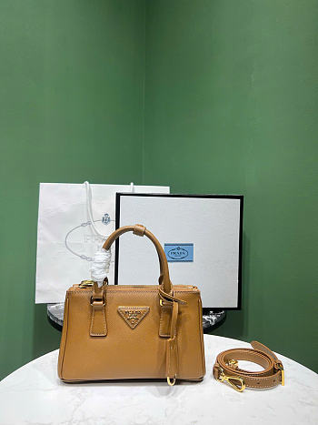 Kitlife Prada Galleria Mini Saffiano Leather Bag Brown 1BA916 21x12.5x8.5cm 