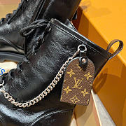 Kitlife Louis Vuitton District Ranger Ankle Boot Black 1AKHT2 - 2