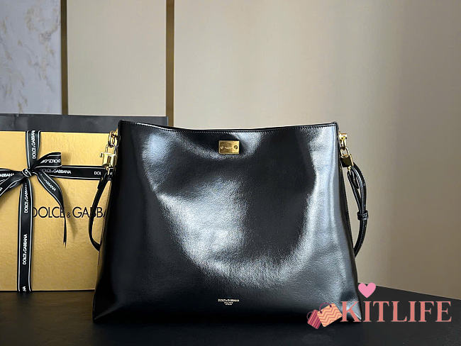 Kitlife Dolce & Gabbana Large Vittoria Calfskin Shoulder Bag Black 6425 40x15x30cm - 1