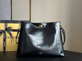 Kitlife Dolce & Gabbana Large Vittoria Calfskin Shoulder Bag Black 6425 40x15x30cm