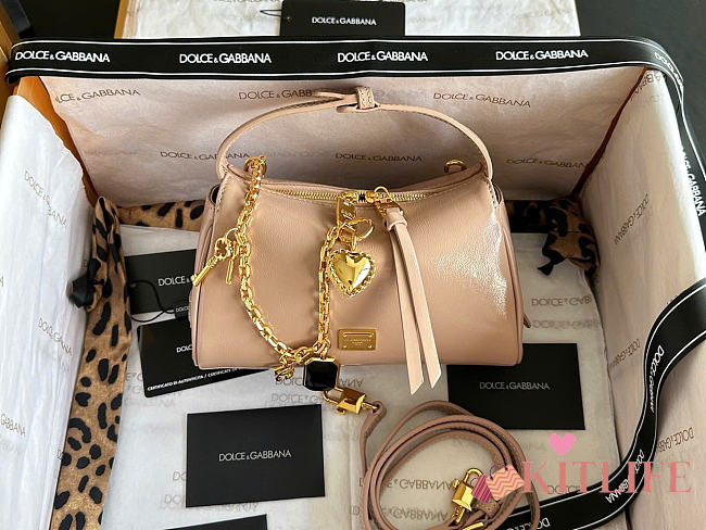Kitlife Dolce & Gabbana Mini Vittoria Handbag Beige With Charms 12x19.5x8.5cm - 1