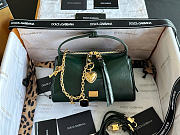 Kitlife Dolce & Gabbana Mini Vittoria Handbag Green With Charms 12x19.5x8.5cm - 1