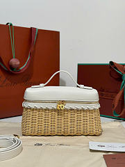 Kitlife Loro Piana Extra Pocket L19 East-West Wicker Bag White 19x11x7cm - 1