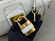 Kitlife Chloe Paddington Crossbody Bag In White Leather 29x18x18.5cm - 2