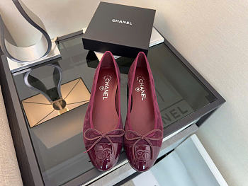 Kitlife Chanel Quilted Leather CC Logo Classic Cap Toe Ballet Flat Shoes Burgundy Suede & Patent Leather