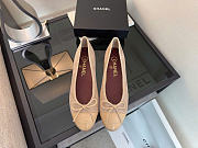 Kitlife Chanel Quilted Leather CC Logo Classic Cap Toe Ballet Flat Shoes Beige Suede & Patent Leather  - 1