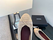 Kitlife Chanel Quilted Leather CC Logo Classic Cap Toe Ballet Flat Shoes Beige Suede & Patent Leather  - 6