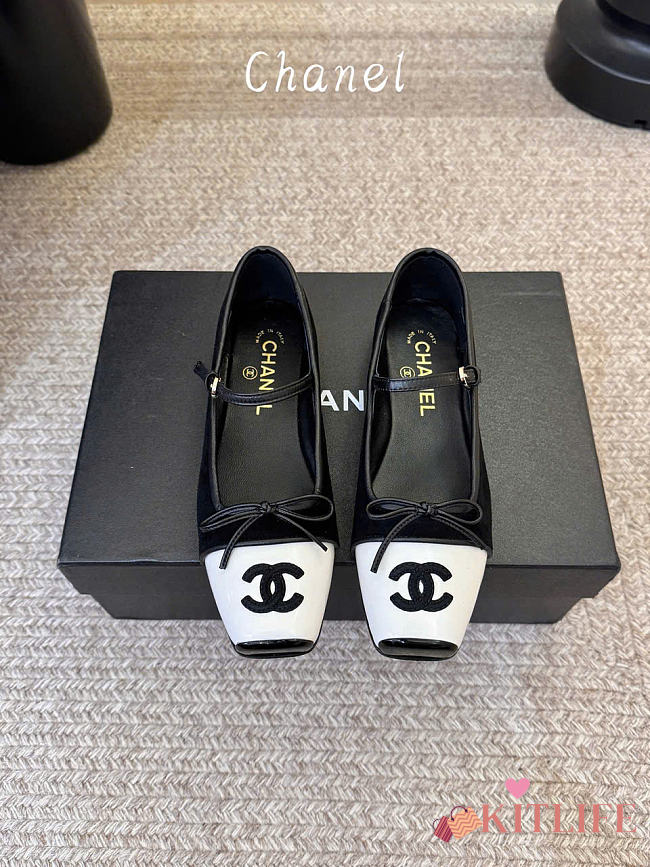 Kitlife Chanel Mary Janes Shoes Black Suede & White Leather  - 1