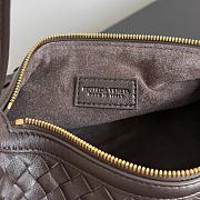 Kitlife Bottega Veneta Nodo Shoulder Bag Dark Brown 23x10x10cm  - 4