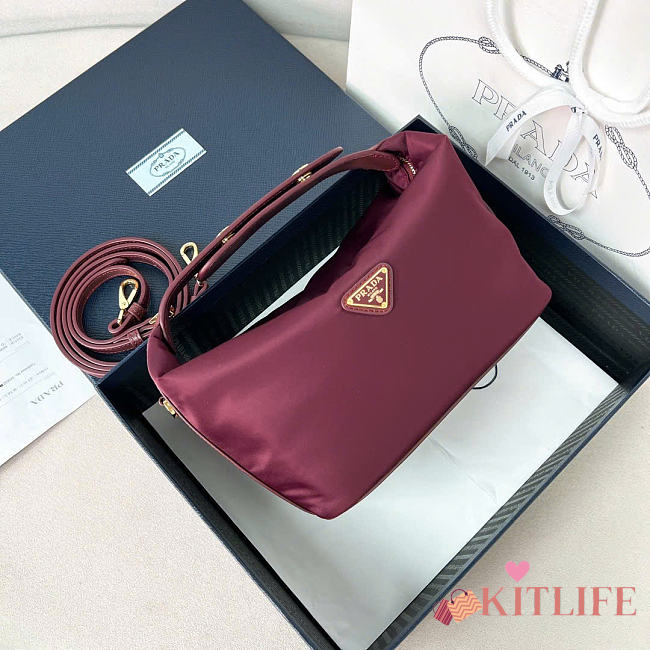 Kitlife Prada Chérie Re-Nylon Mini Bag Burgundy 1BC302 20x12x11cm - 1