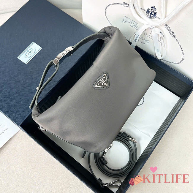 Kitlife Prada Chérie Re-Nylon Mini Bag Gray 1BC302 20x12x11cm  - 1