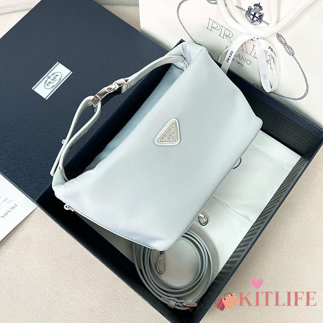 Kitlife Prada Chérie Re-Nylon Mini Bag Light Blue 1BC302 20x12x11cm - 1