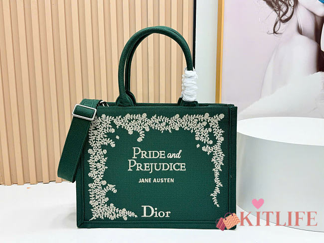 Kitlife Dior Medium Book Tote with Strap Green and Gold-Tone Book Cover Embroidery 36x27.5x16.5cm - 1
