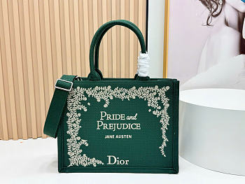 Kitlife Dior Medium Book Tote with Strap Green and Gold-Tone Book Cover Embroidery 36x27.5x16.5cm