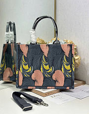 Kitlife Dior Dioriviera Medium Dior Book Tote with Strap Multicolor Dior Byzance Feathers Embroidery Gray 36x27.5x16.5cm  - 4