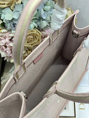 Kitlife Dior Medium Book Tote with Strap Pink No Dior No Dietrich Embroidery 36x27.5x16.5cm - 5