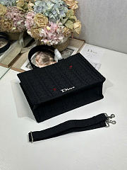 Kitlife Dior Medium Dior Book Tote with Strap Black Cannage Raffia-Effect Embroidery 36 x 27.5 x 16.5 cm  - 5