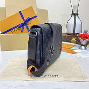 Kitlife Louis Vuitton District PM Bag Black Monogram Eclipse Canvas M46255 26x20x7cm - 2