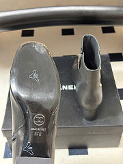 Kitlife Chanel 26B Double-C Metal Logo Ankle Boots Black - 3
