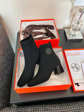 Kitlife Hermes Women Volver 60 Ankle Boot in 7cm Heel Height-Black