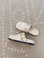 Kitlife Dior Médaillon Buckle Mule White Suede  - 3