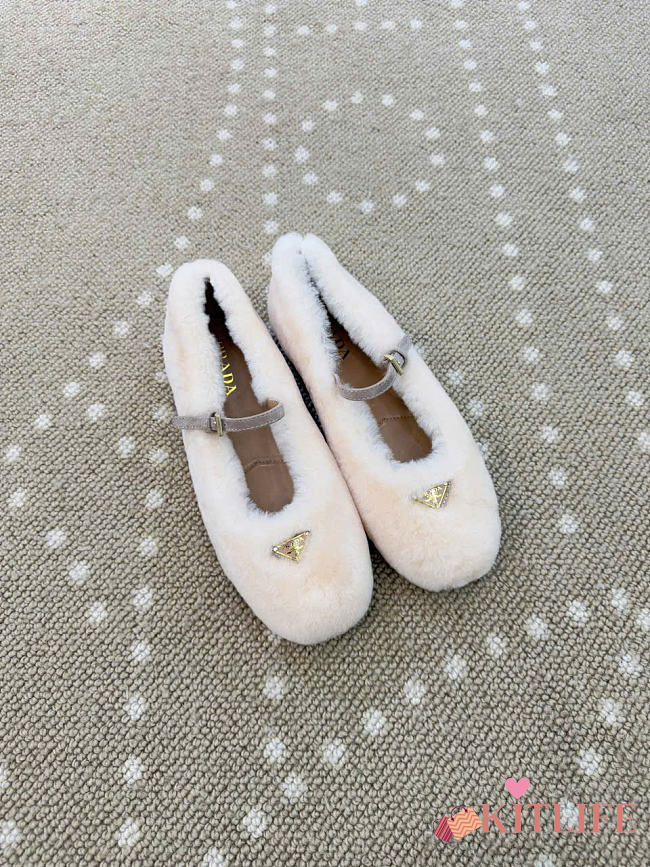 Kitlife Prada Shearling Ballerinas Shoes White - 1