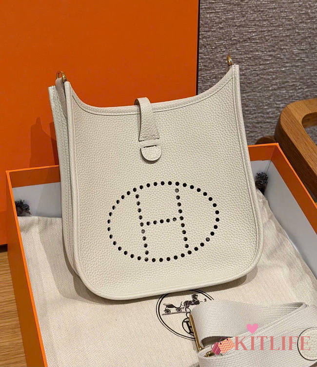 Kitlife Hermes Evelyne 23 Poche Bag Off-white 23x24x6cm  - 1
