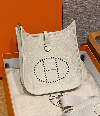 Kitlife Hermes Evelyne 23 Poche Bag Off-white 23x24x6cm 